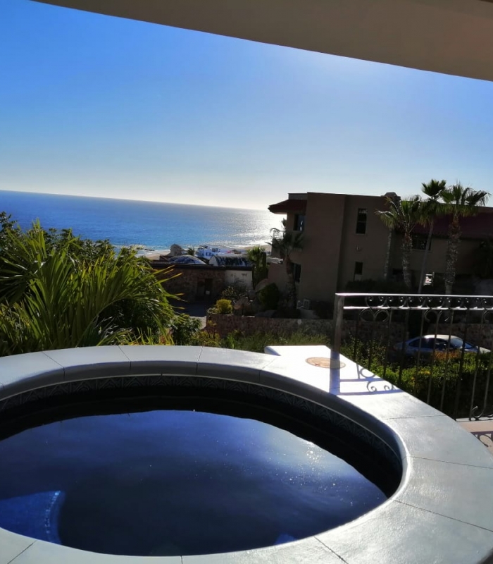 Ocean View Suites with Jacuzzi