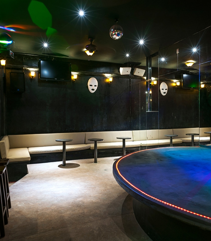 Club Room
